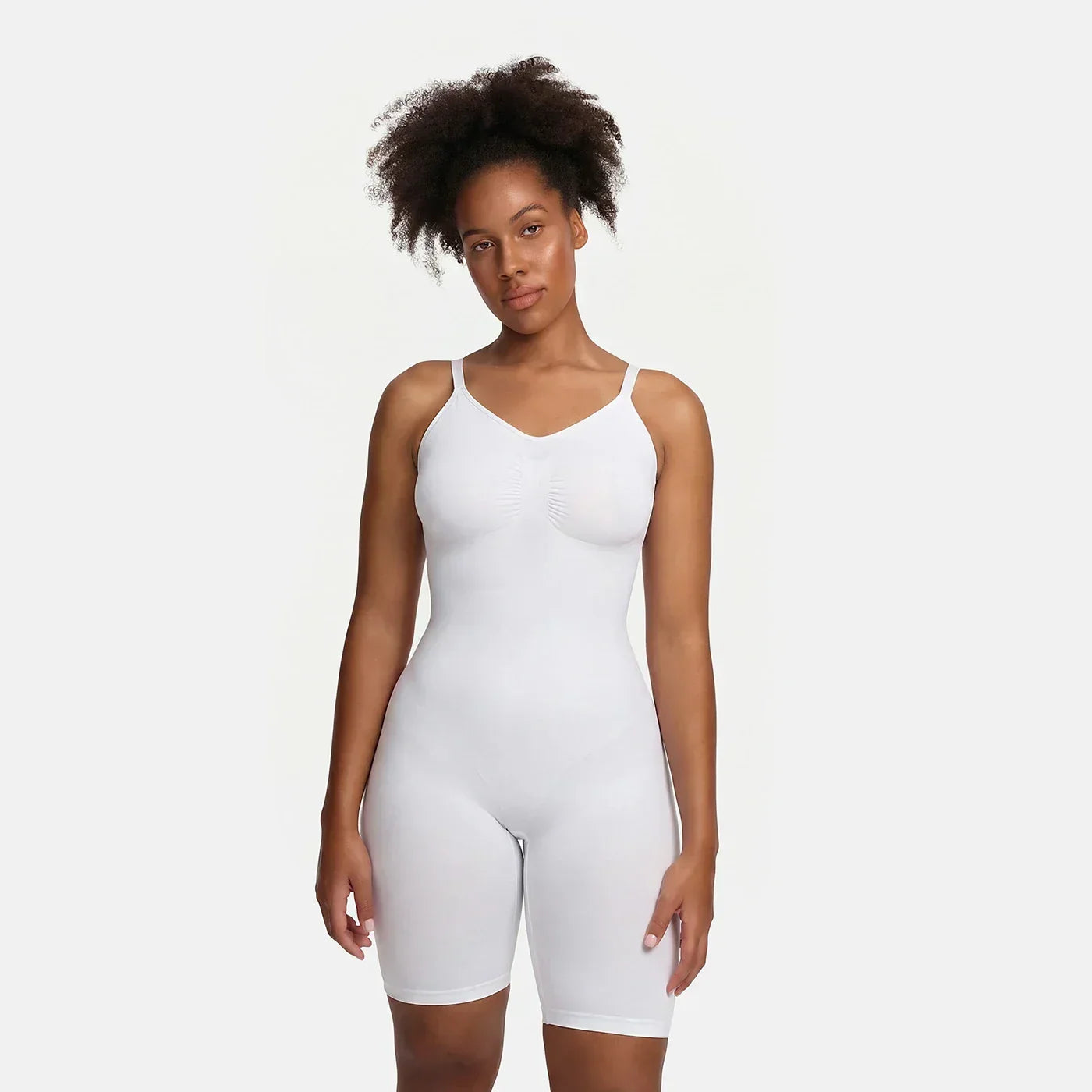 Shapewear bodysuit met short