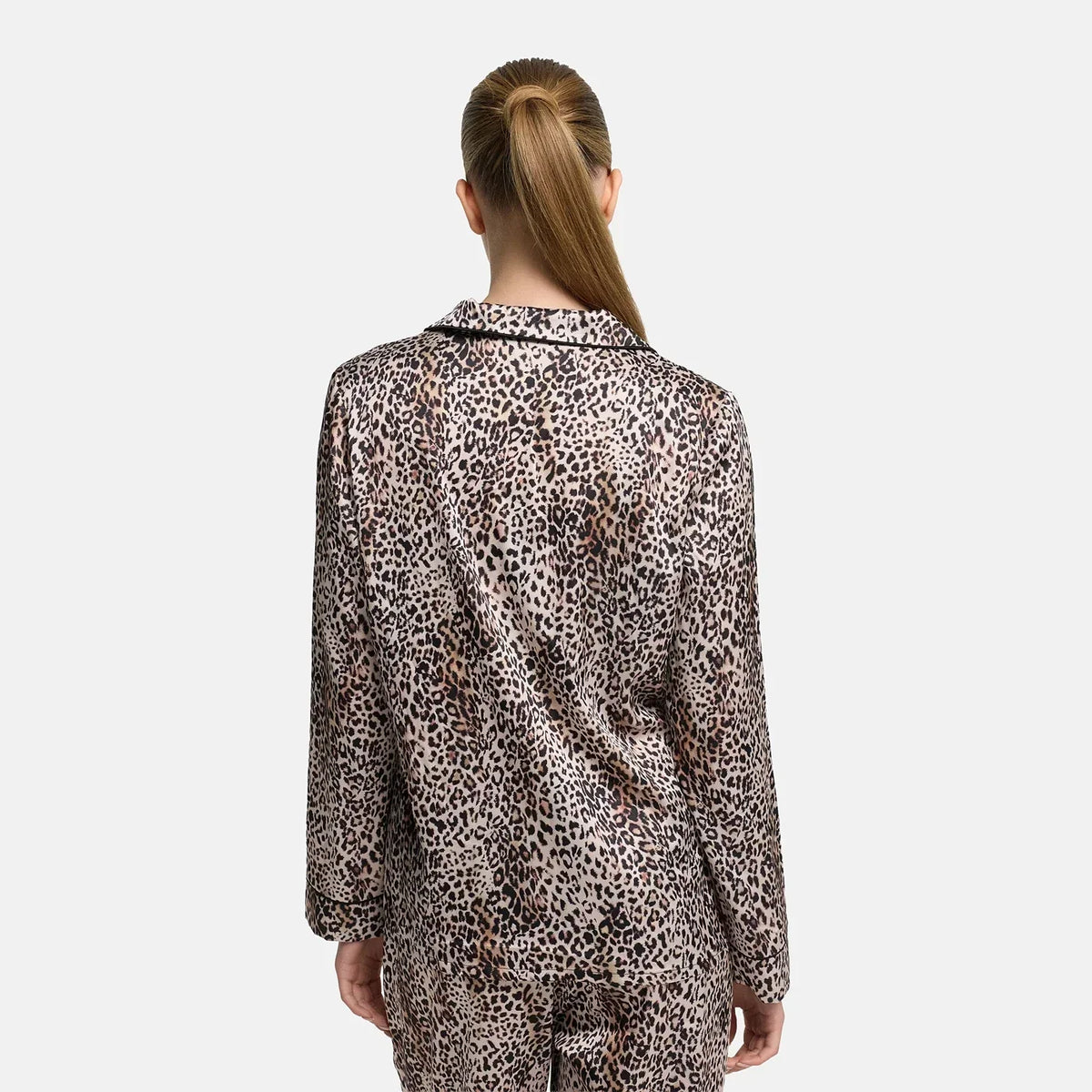 Satijnen pyjamablouse met reverskraag