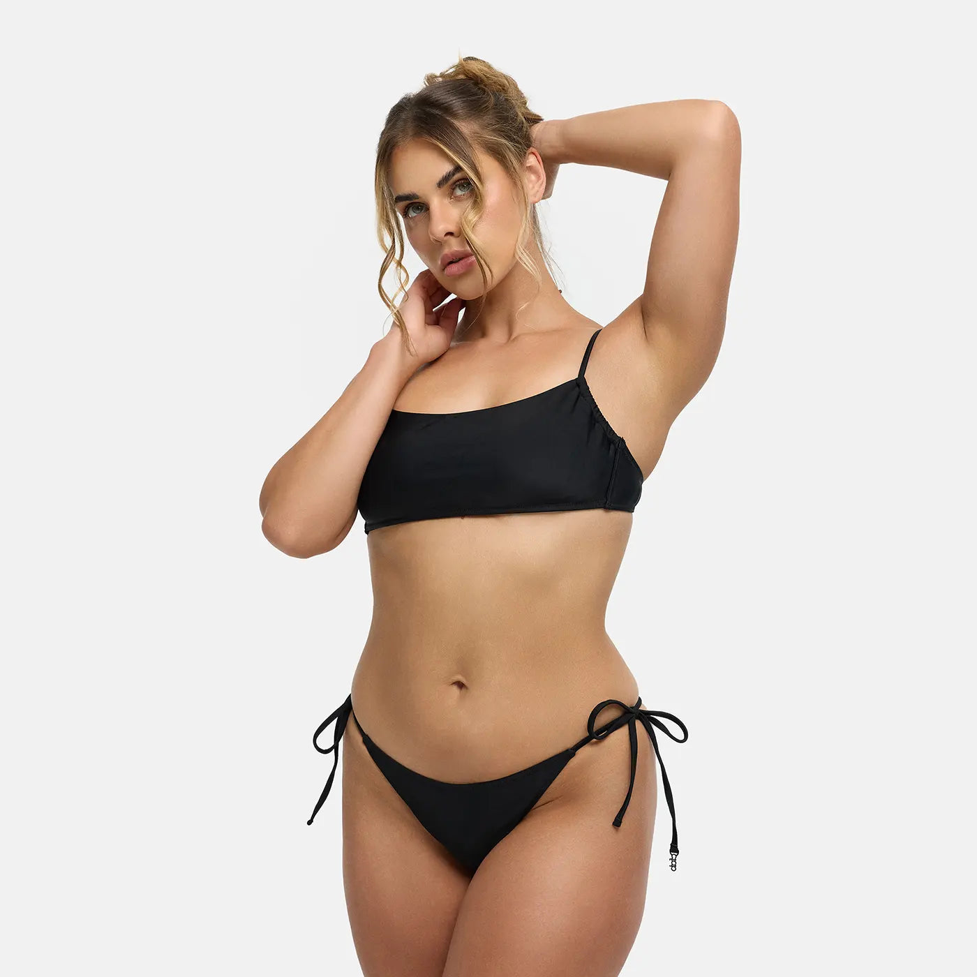 Signature Essential bikinitop met open rug