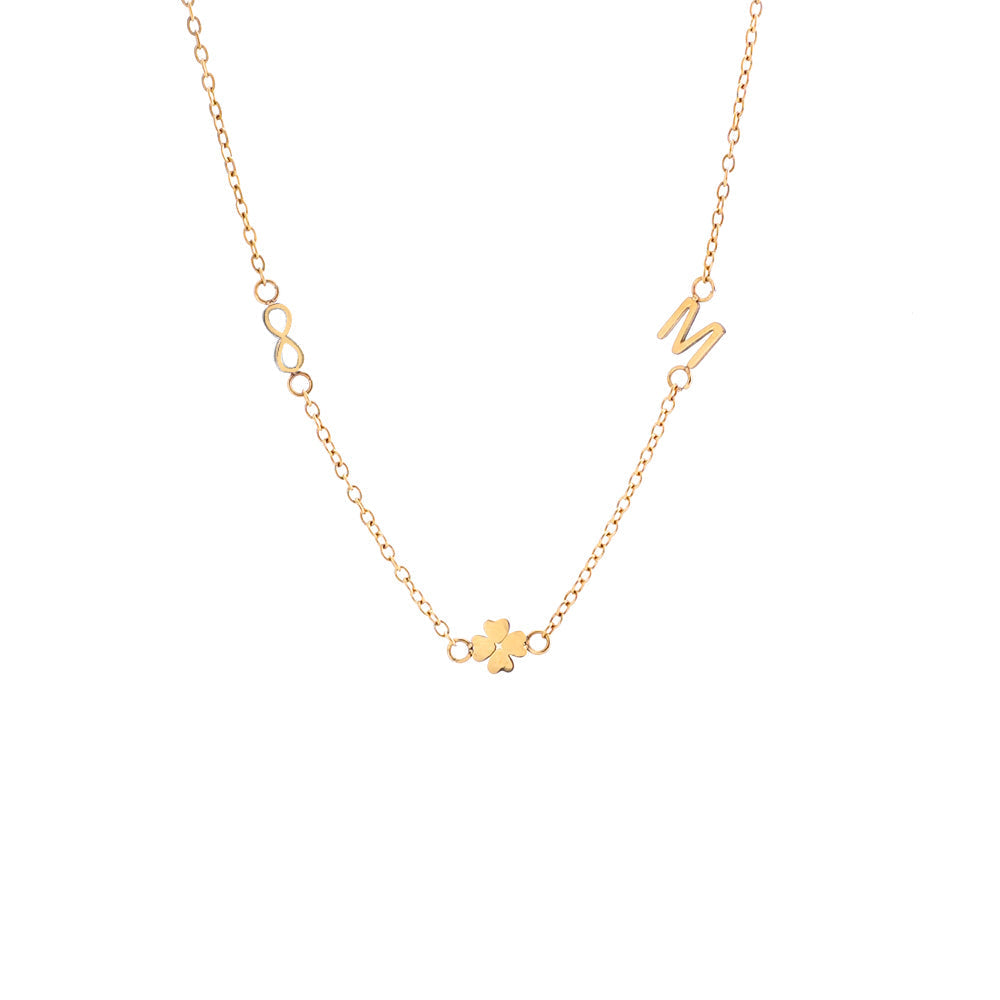 Fijne Ketting met Drie Hangers