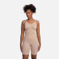 Shapewear bodysuit met short
