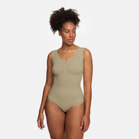 Tanktop shapewear bodysuit met slip