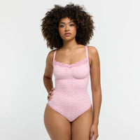 Kanten shapewear bodysuit met string