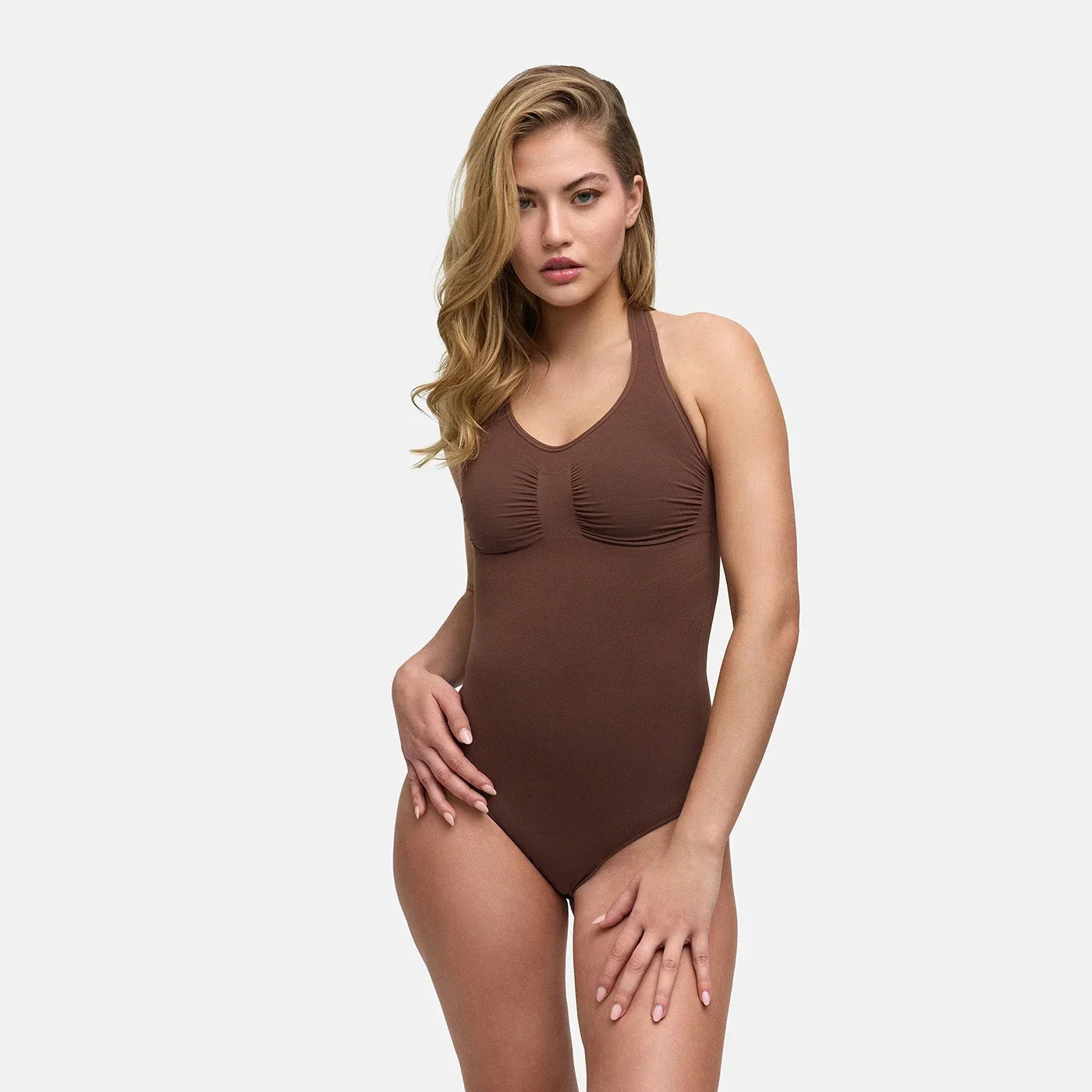 Naadloze shapewear bodysuit met halternek en slip