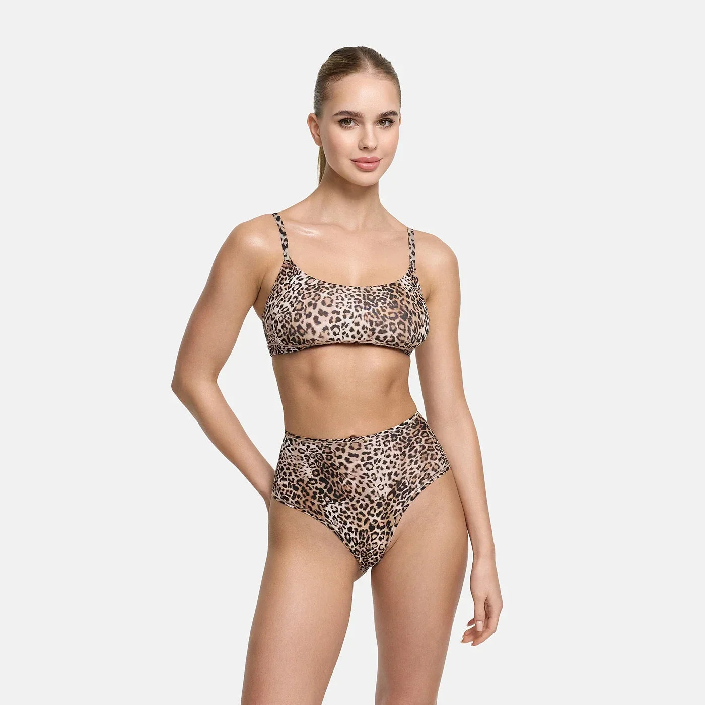 Shapewear bodysuit met korte mouw en slip